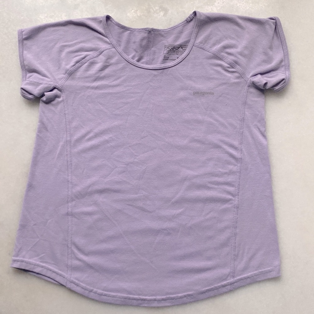 Patagonia “Pursuit of Phun” Girls Hiking Tee Size S (7/8) EUC!